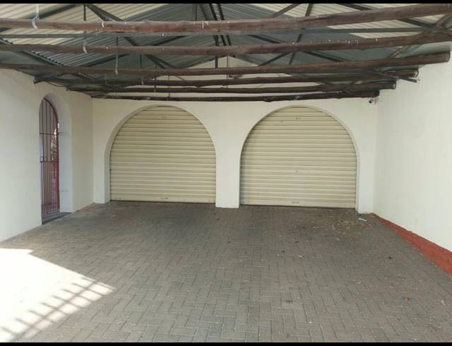 4 BEDROOM PROPERTY TO RENT IN CAPITAL PARK